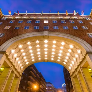 arcadia-hotel-budapest.inbudapesthotels.com/
